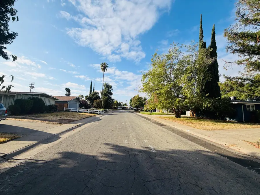 2709 Los Amigos Drive, Rancho Cordova, CA 95670 - #2