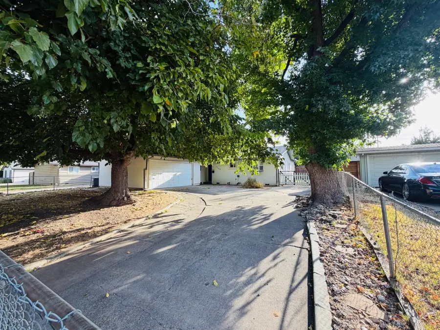 2709 Los Amigos Drive, Rancho Cordova, CA 95670 - #3