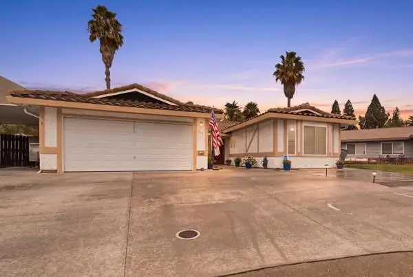 208 Ruth Court, Folsom, CA 95630