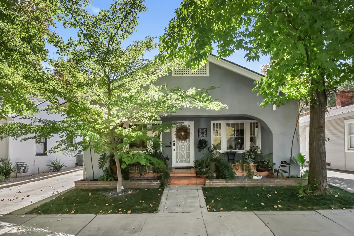 1812 Larkin Way, Sacramento, CA 95818 - #1
