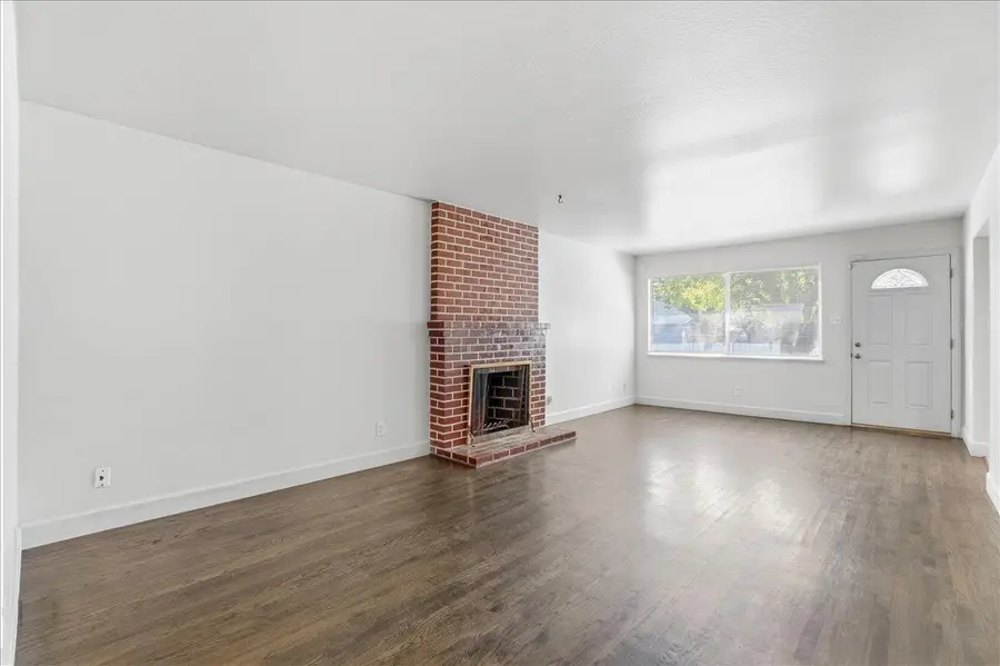 1757 Wakefield Way, Sacramento, CA 95822 - #2