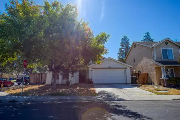 1010 Sparrow Hawk Lane, Patterson, CA 95363