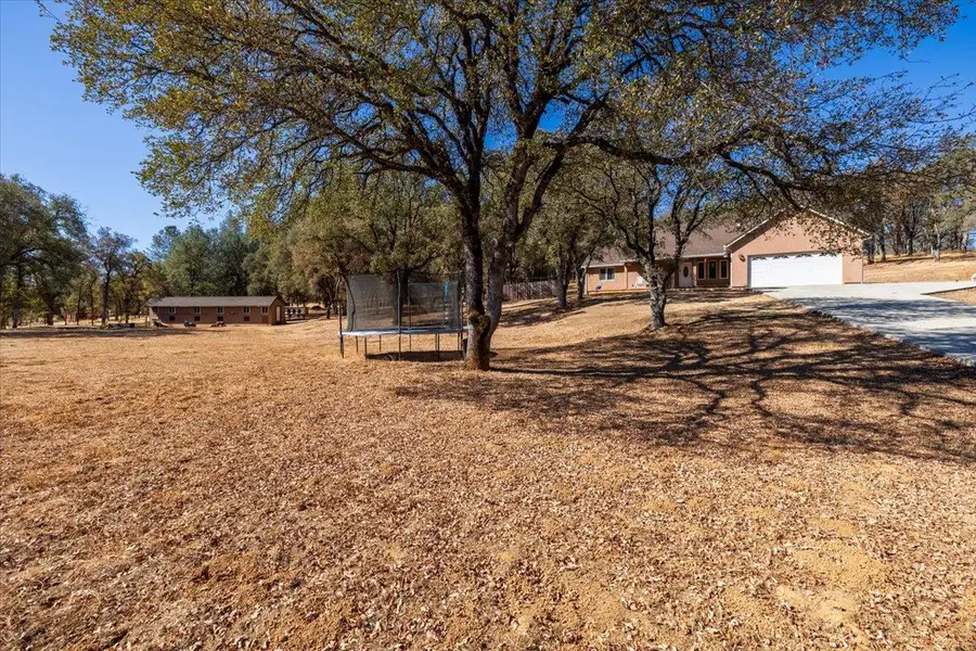 6120 Chrysler Circle, Garden Valley, CA 95633 - #3