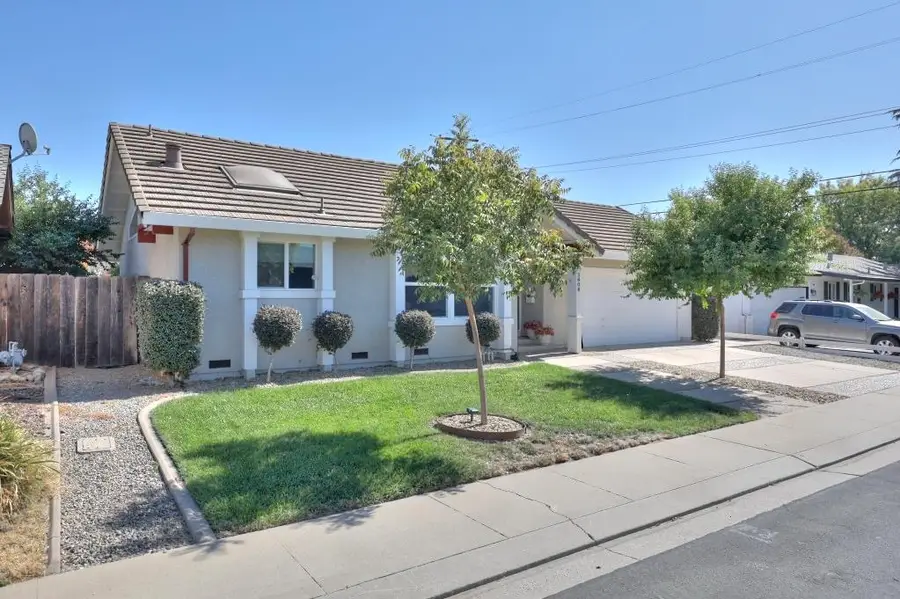 3808 Poinsettia Drive, Modesto, CA 95356 - #3