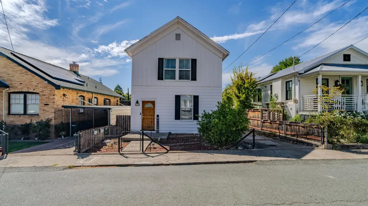 91 Broad Street, Sutter Creek, CA 95685 - #1