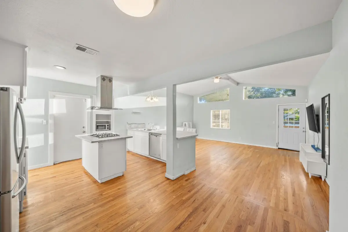 2651 Hawthorne Street, Sacramento, CA 95815 - #1