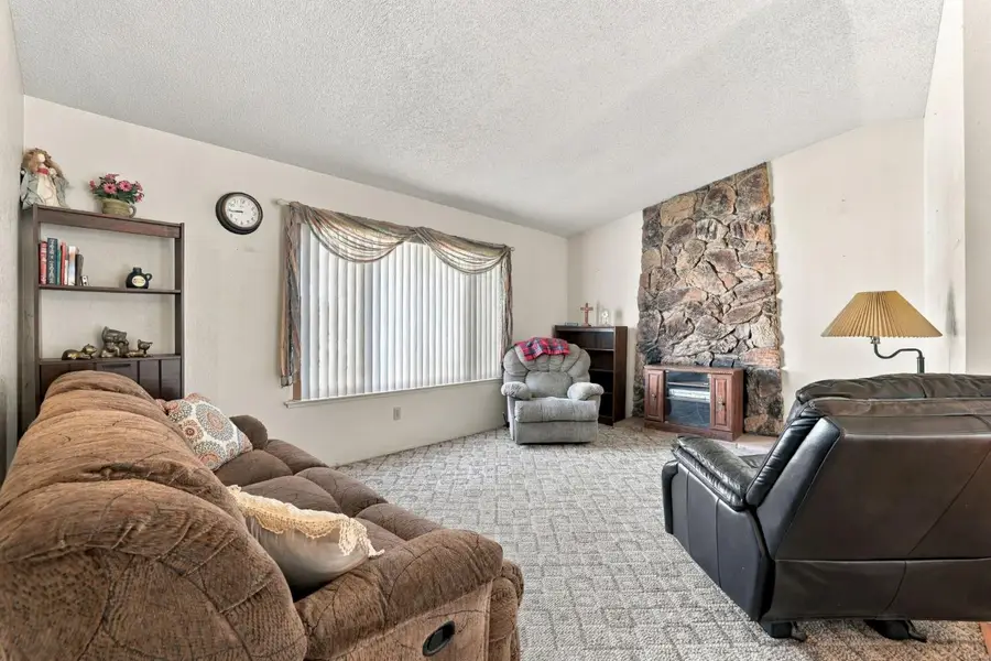 4932 Earlcort Circle, Sacramento, CA 95842 - #3