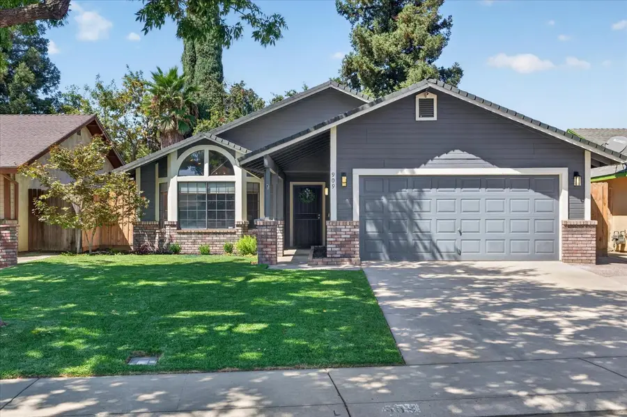 909 Deer Park Drive, Modesto, CA 95358 - #2
