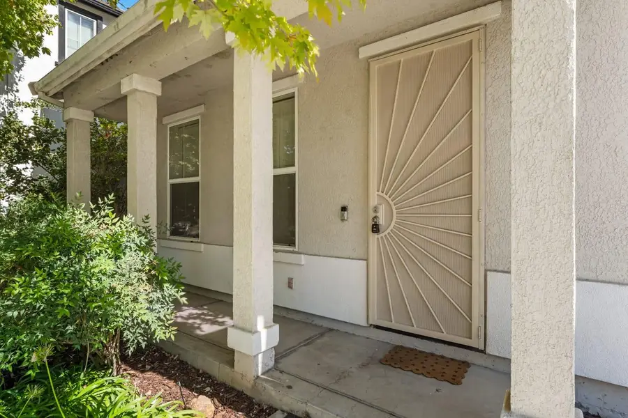 5648 Amnest Way, Sacramento, CA 95835 - #3