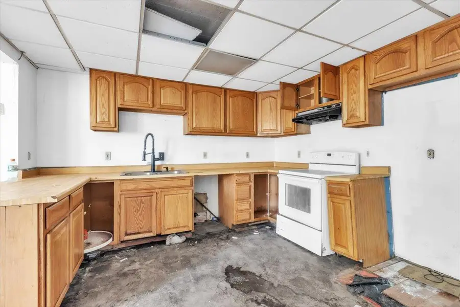 260 Lampasas Avenue, Sacramento, CA 95815 - #3