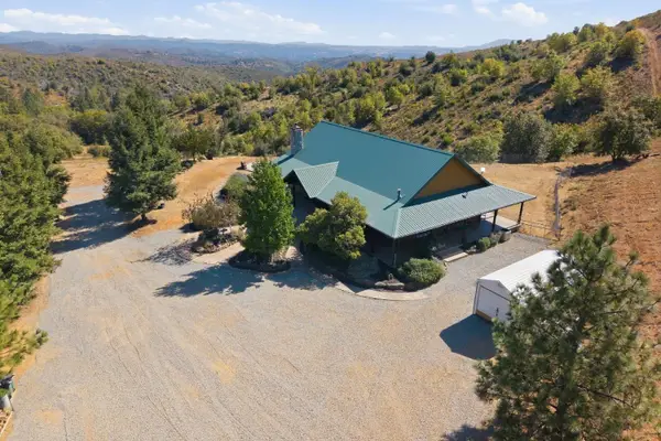6800 W. Murray Creek, Mountain Ranch, CA 95246