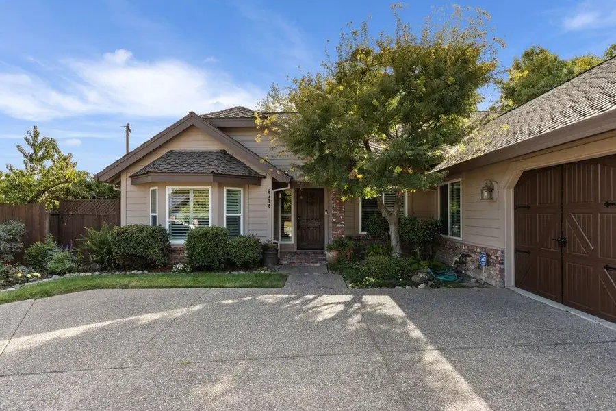 8714 Pathfinder Court, Orangevale, CA 95662 - #2