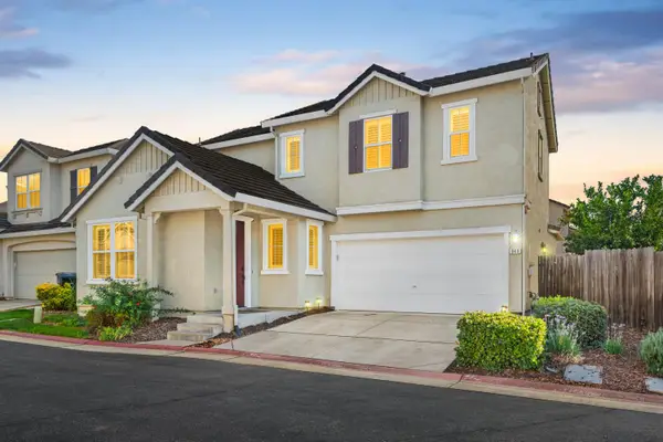 949 Courtyards Loop, Lincoln, CA 95648