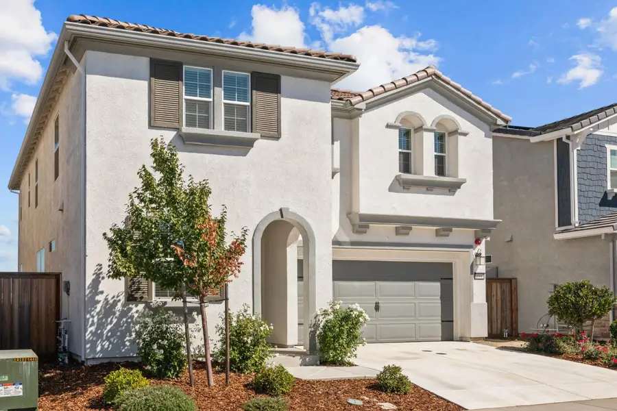 10443 Peterborough Way, Elk Grove, CA 95757 - #2
