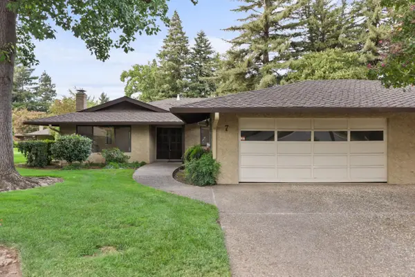 7 Northwood Commons Place, Chico, CA 95973