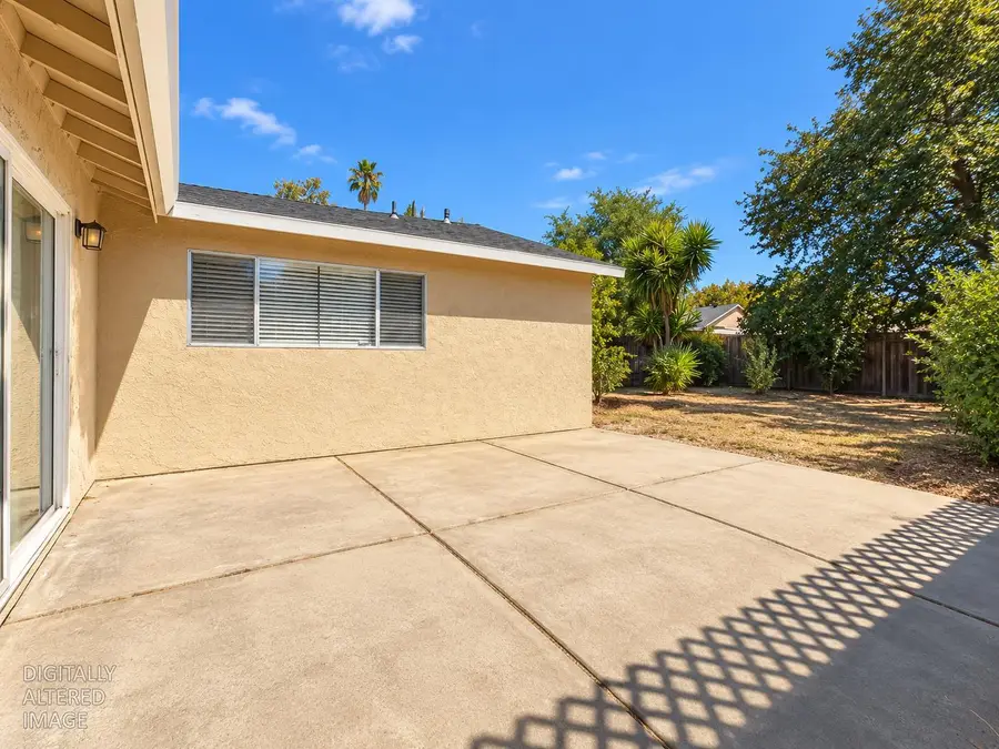 68 Monaghan Circle, Sacramento, CA 95823 - #3
