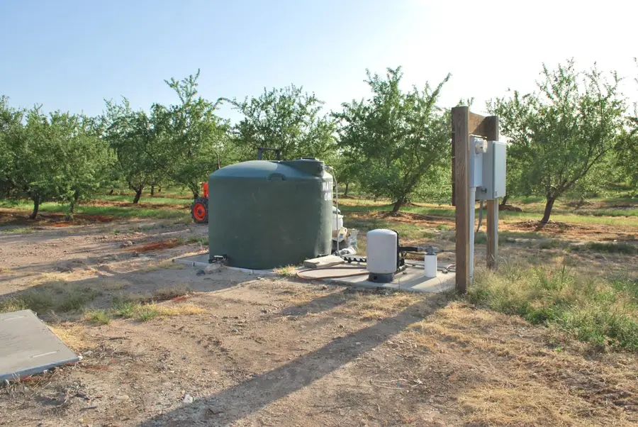0 E. Sonora, Oakdale, CA 95361 - #2