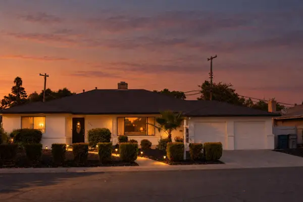 7320 Putnam Way, Sacramento, CA 95822