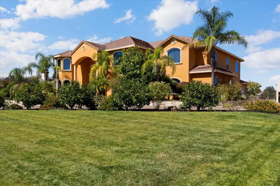 9570 S Canyon Court, Orangevale, CA 95662 - #2