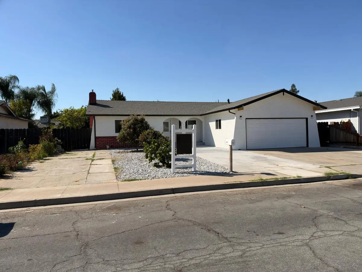 2413 Murray Street, Turlock, CA 95382 - #1