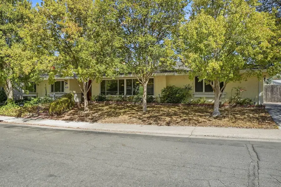 8133 Glen Alta Way, Citrus Heights, CA 95610 - #3