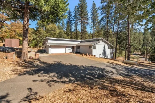 5421 Shooting Star Road, Pollock Pines, CA 95726