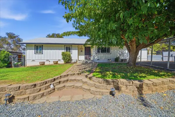 9075 Meadow Lane, Newcastle, CA 95658