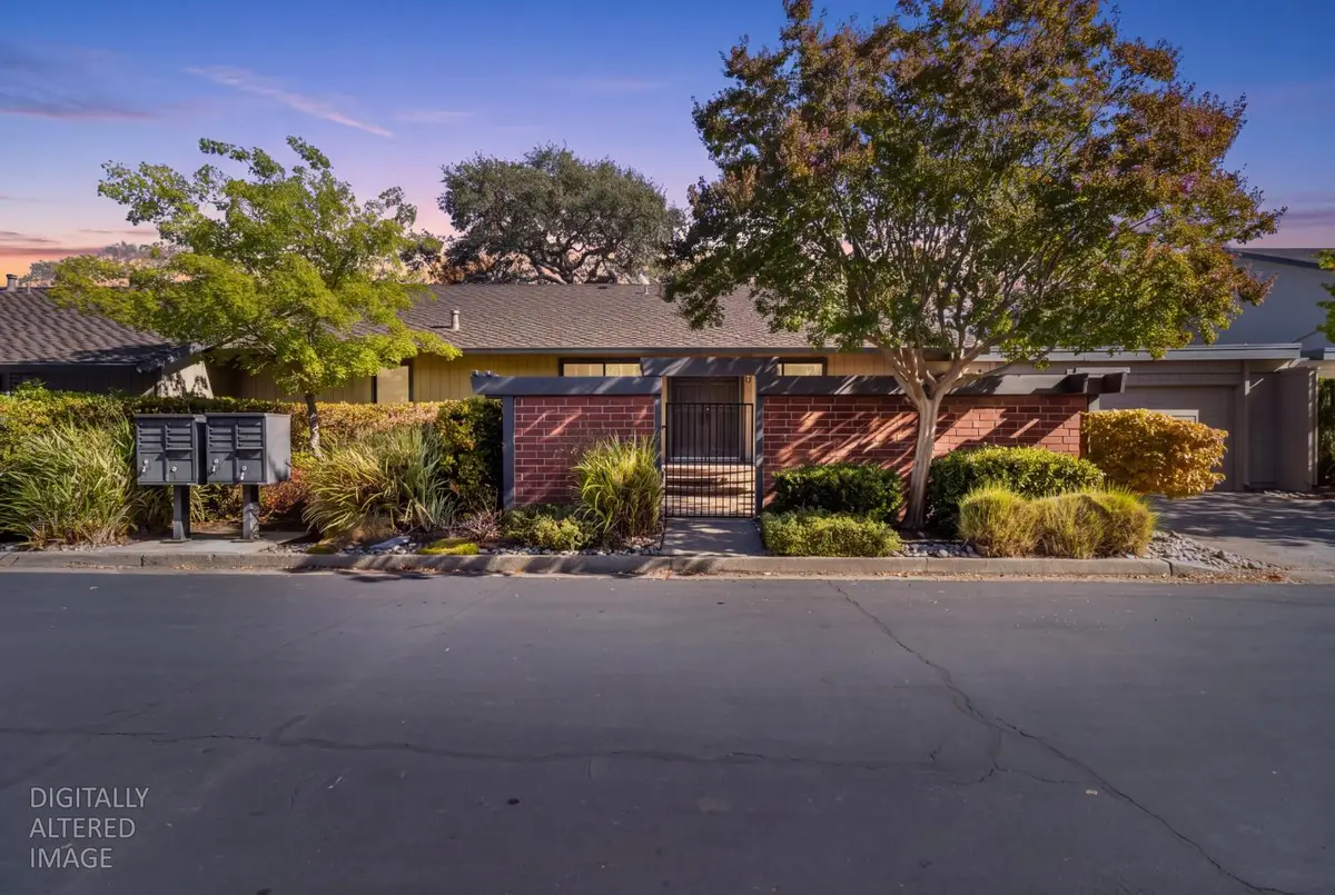 8737 Bluff Lane, Fair Oaks, CA 95628 - #1