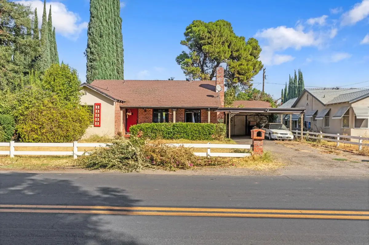 213 Palm Avenue, Modesto, CA 95350 - #1