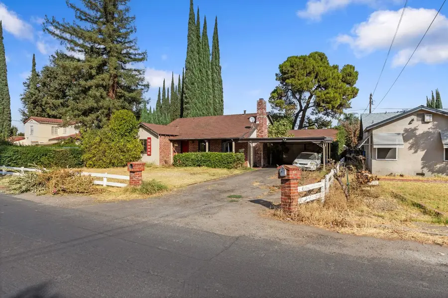 213 Palm Avenue, Modesto, CA 95350 - #2