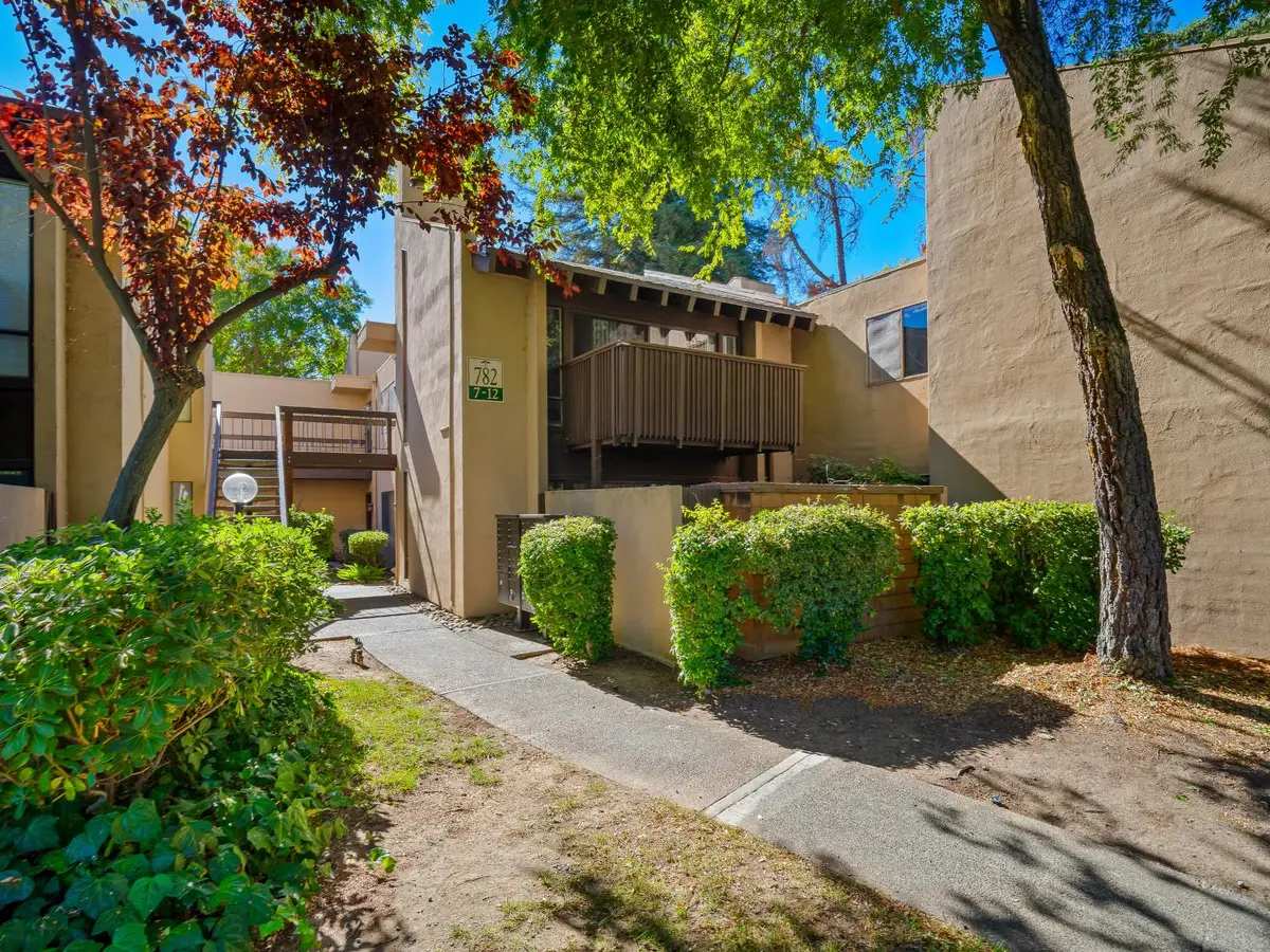 782 E Woodside Lane #11, Sacramento, CA 95825 - #1
