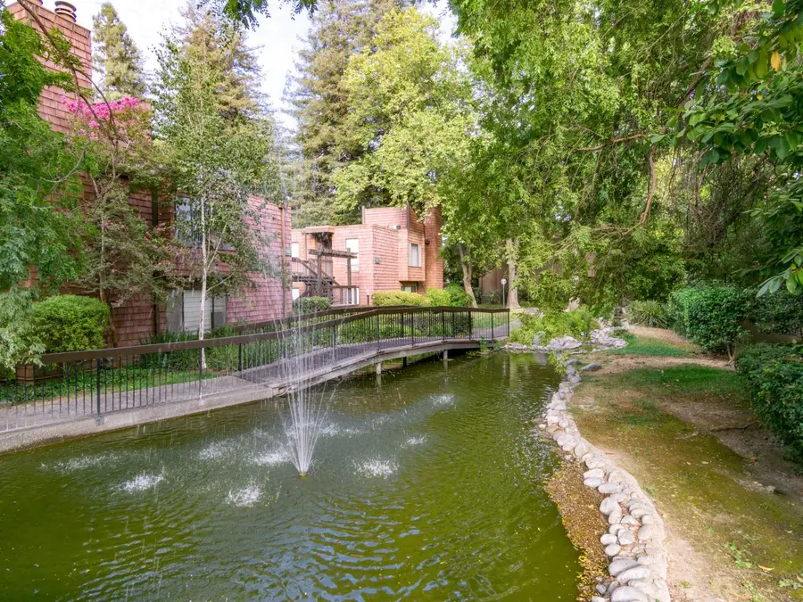 782 E Woodside Lane #11, Sacramento, CA 95825 - #2