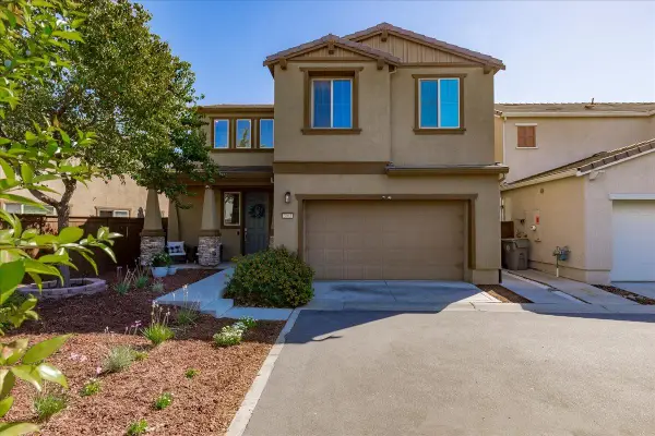 3963 Po River Way, Sacramento, CA 95834