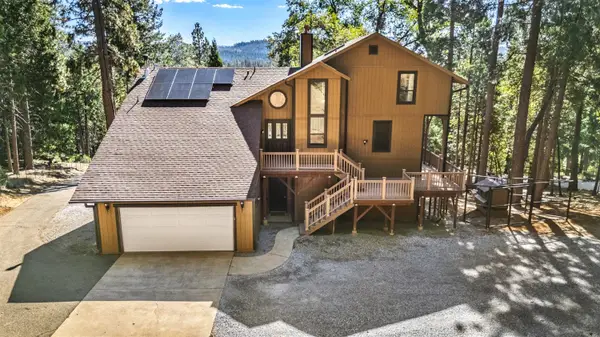 7281 Lakewood Drive, Pollock Pines, CA 95726