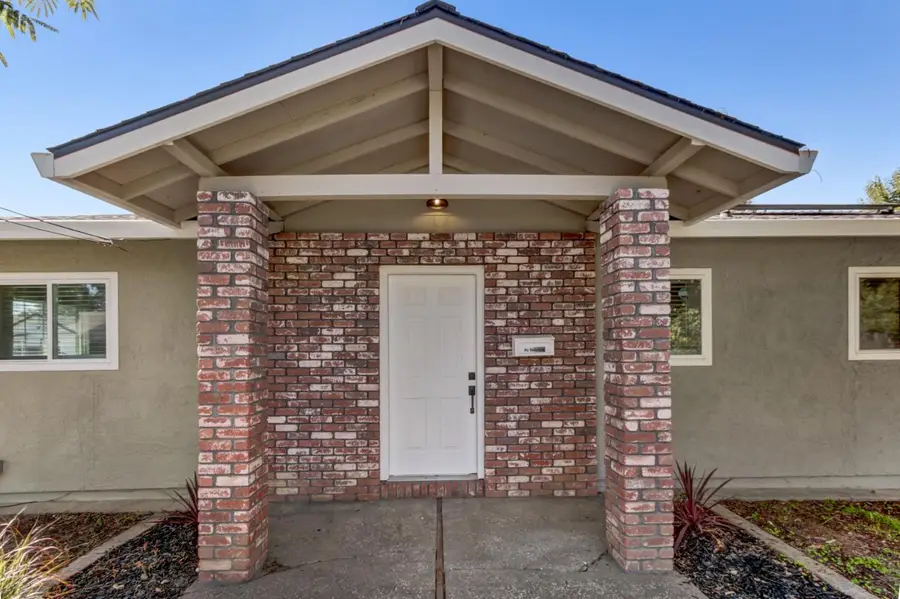 570 Walnut Street, West Sacramento, CA 95691 - #3