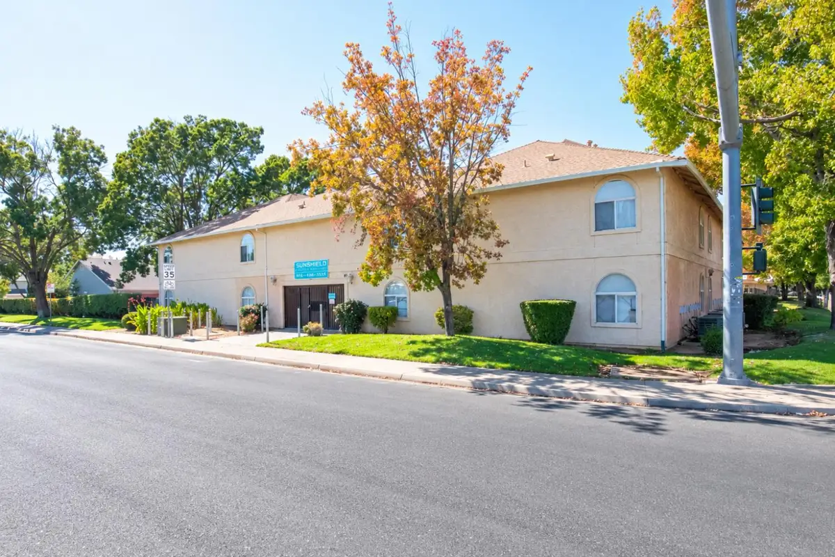 598 N Walton Avenue, Yuba City, CA 95993 - #1
