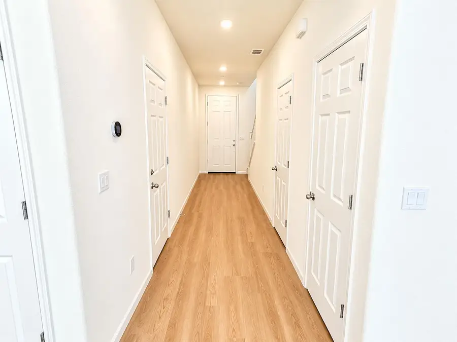 3209 Auburn Leaf Loop, Folsom, CA 95630 - #3