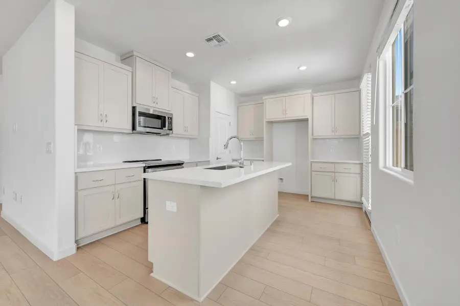 14545 Southpointe Drive #41, Folsom, CA 95630 - #2