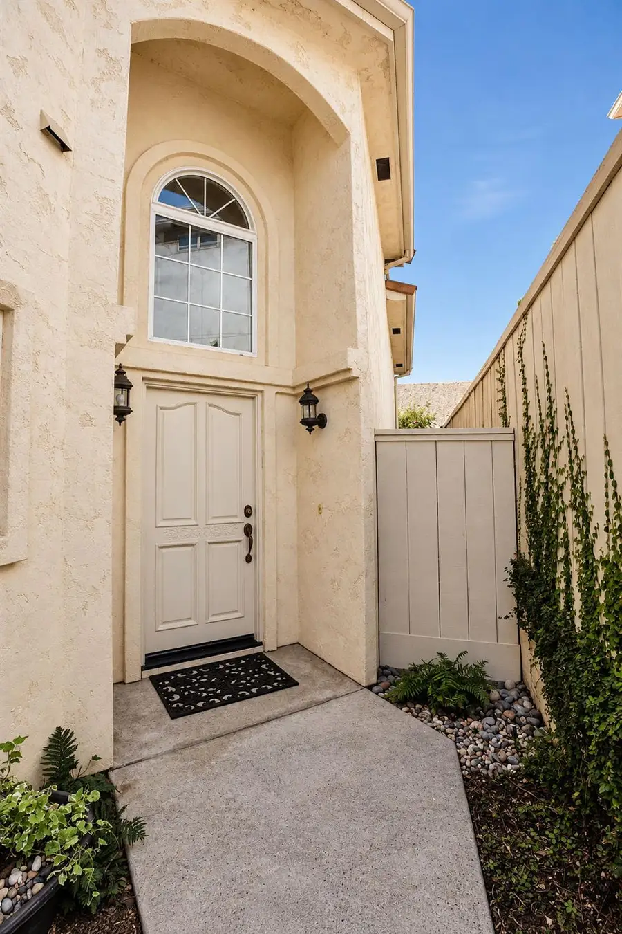 1500 Scenic Drive #2, Modesto, CA 95355 - #2