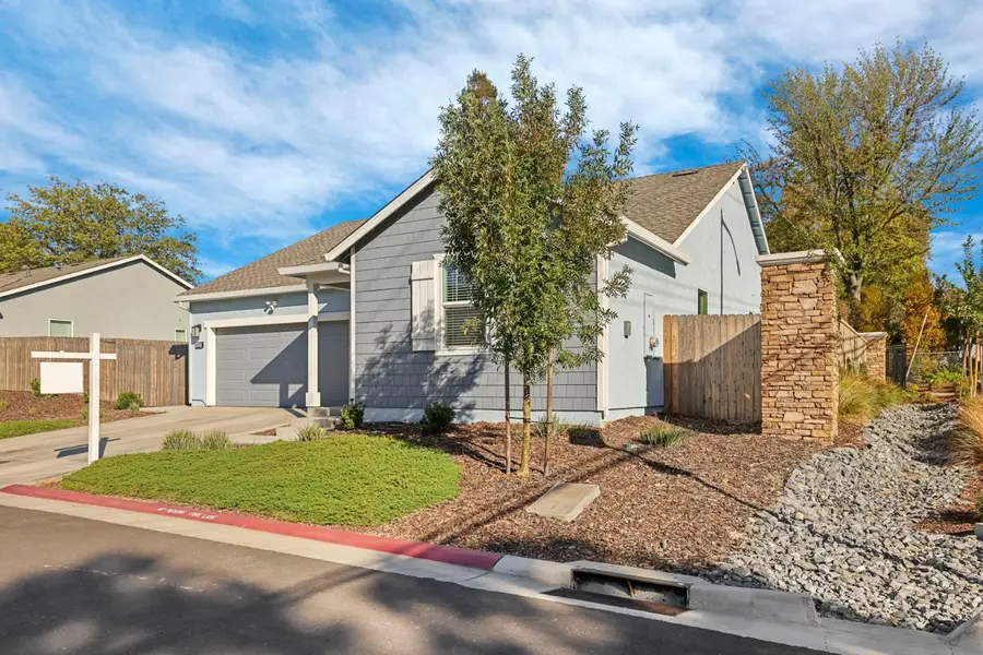 8237 Caminata Lane, Carmichael, CA 95608 - #2