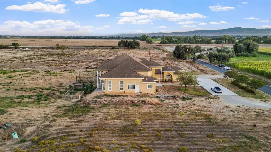 26651 S Airport Way, Manteca, CA 95337 - #2