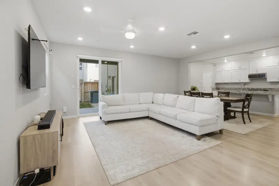2908 Blue Teal Walk, Sacramento, CA 95833 - #3