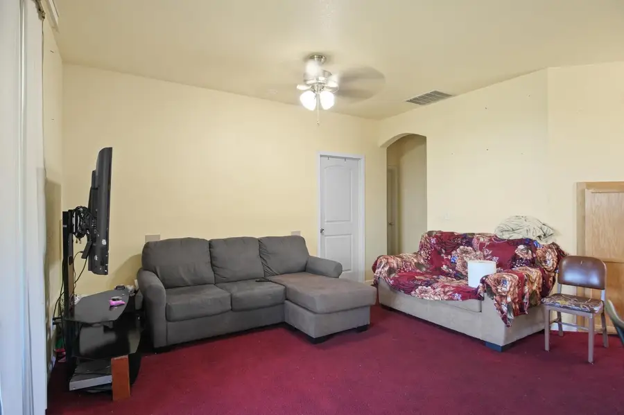 2907 Evergreen Court, Livingston, CA 95334 - #2
