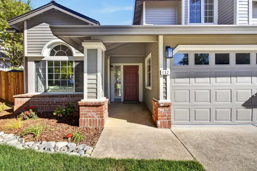 132 Bloomfield Way, Folsom, CA 95630 - #2