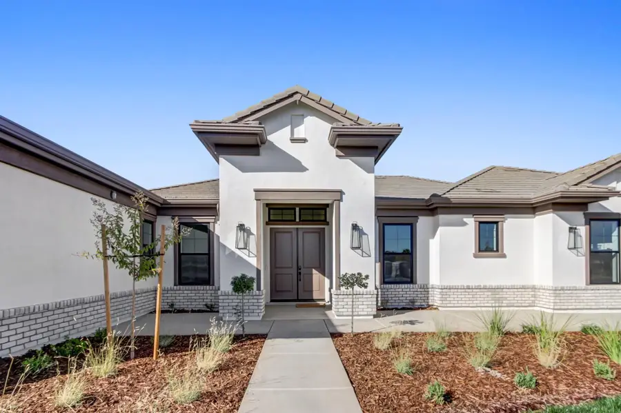 3826 Gray Pine Court, West Sacramento, CA 95691 - #2