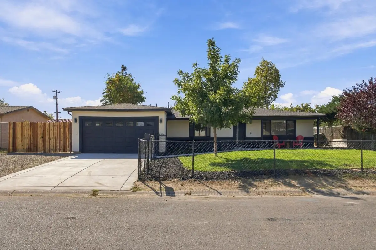8208 Bruns Way, Sacramento, CA 95828 - #1