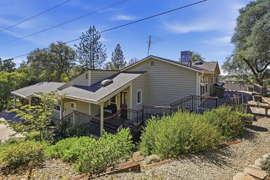 11245 Edgewood Road, Auburn, CA 95603 - #3