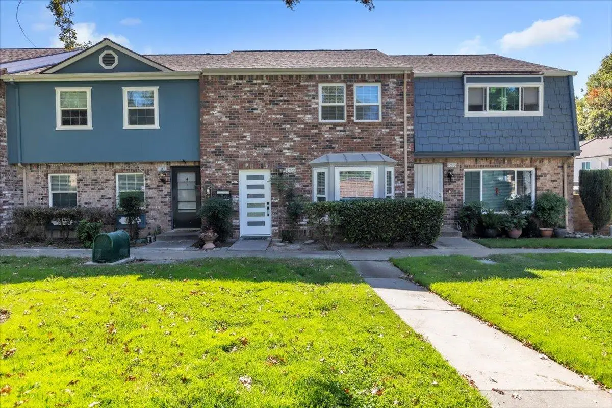 4032 Oak Villa Circle, Carmichael, CA 95608 - #1