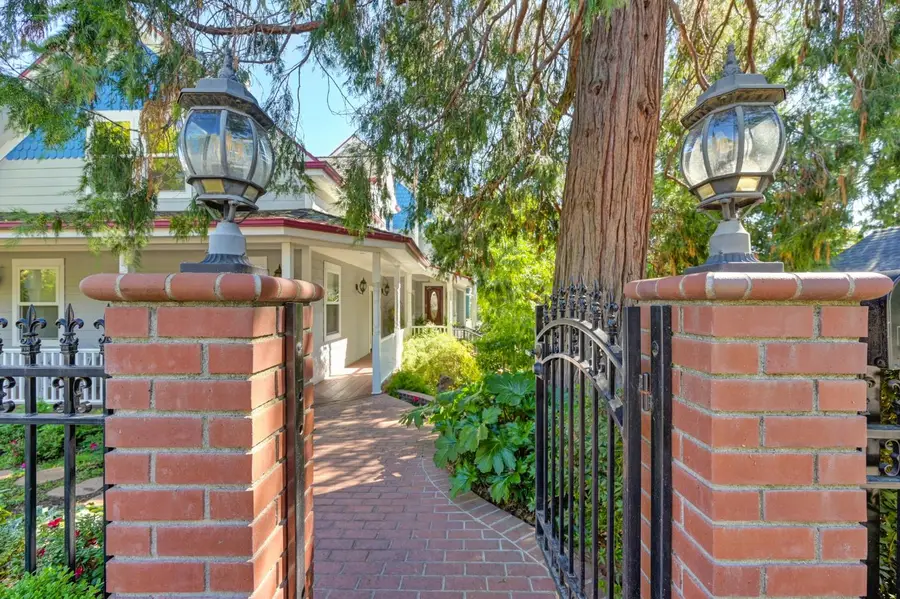 274 Huntley Avenue, Auburn, CA 95603 - #2