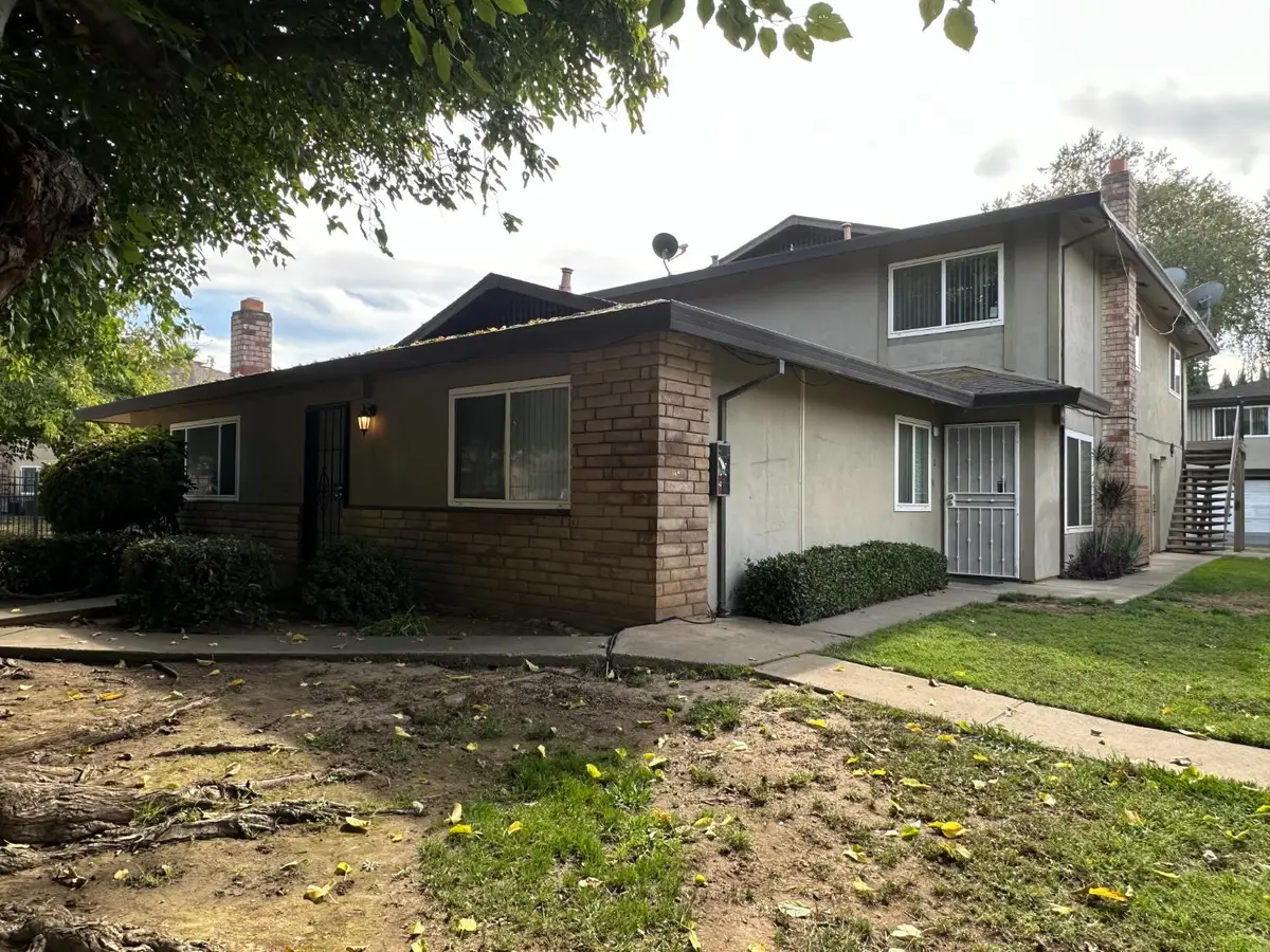 2915 Norcade Circle, Sacramento, CA 95826 - #1